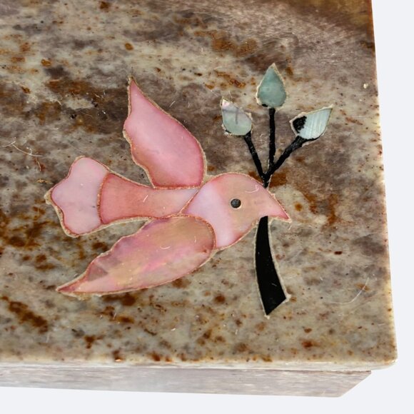 Vintage Marble Jewelry Trinket Box Inlaid Pink Bird Dove and Brass Design‎ - Picture 3 of 7